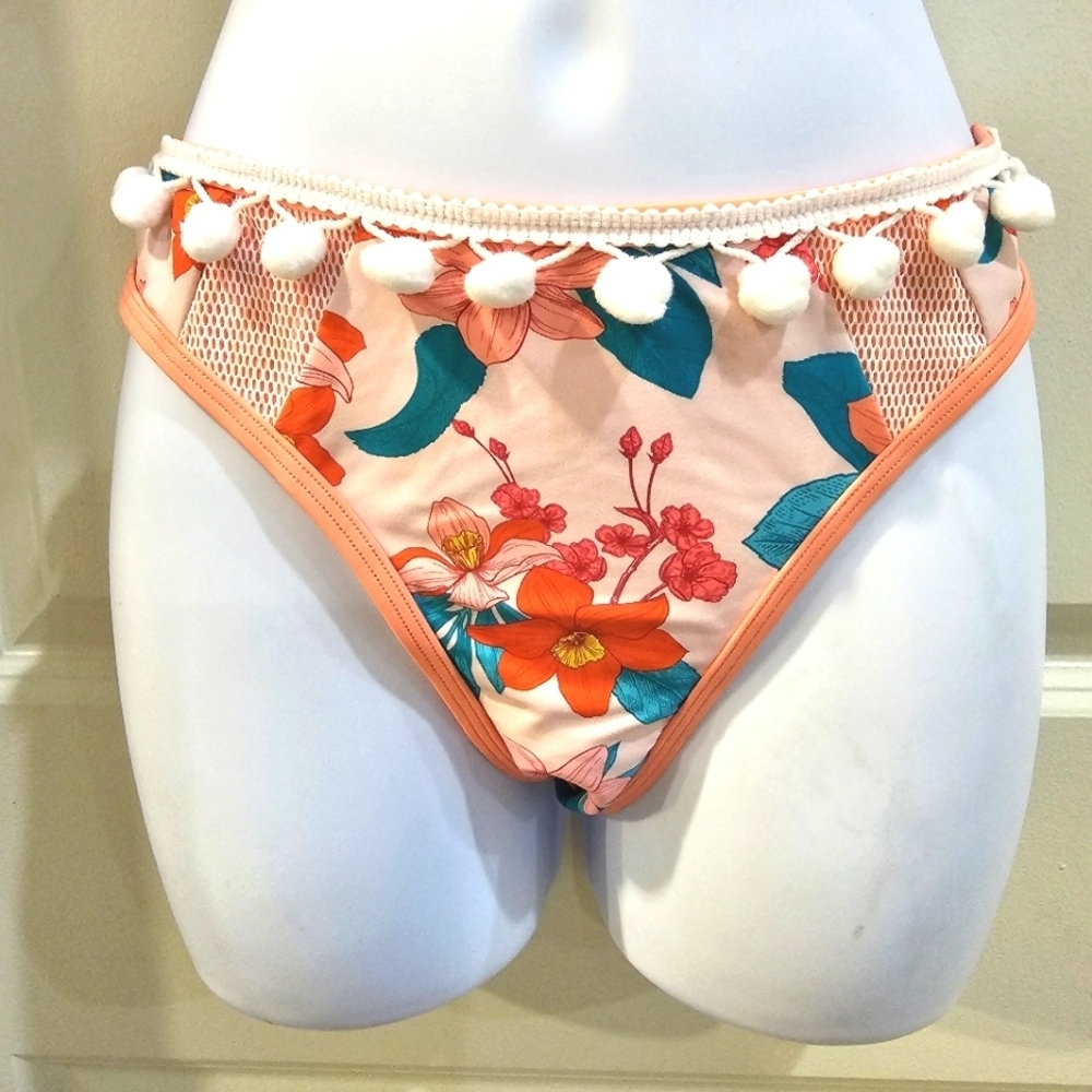 Cupshe ✦ Coral Floral Bikini Set ✦ Pom Pom Trim Adjustable Triangle Top S NWT - Picture 13 of 17